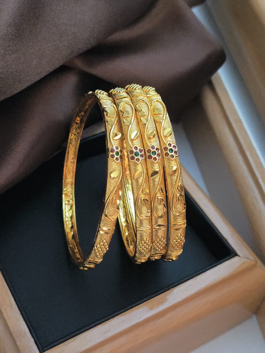 FANCY BRACELET AND BANGLES FOR WOMEN'S